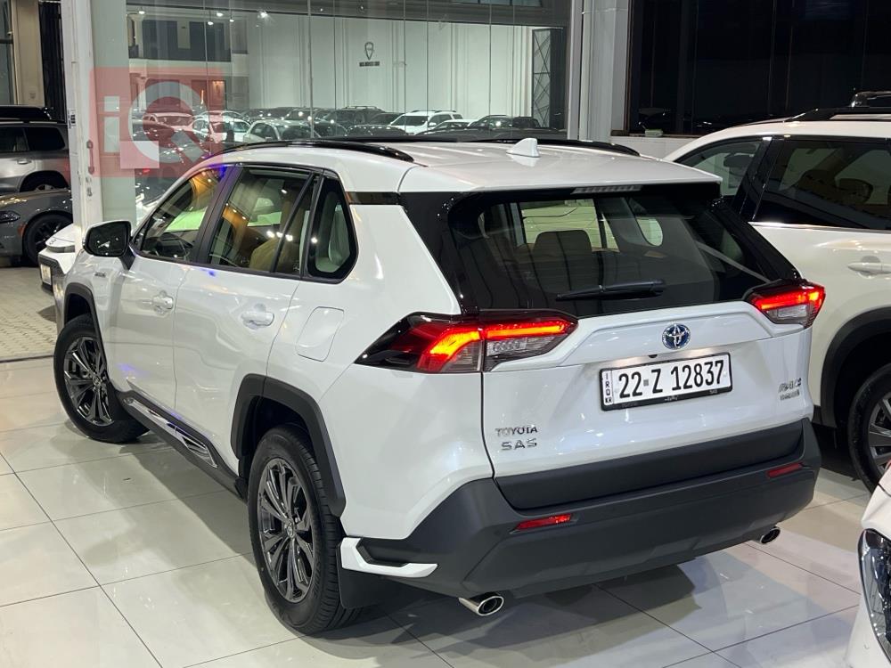 تويوتا راف 4